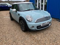 MINI HATCH