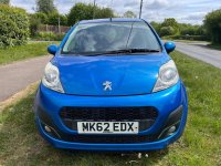 PEUGEOT 107