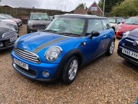 MINI HATCH