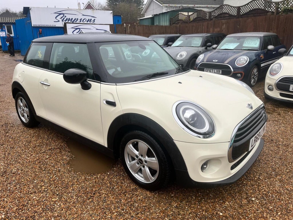 2019 MINI HATCH