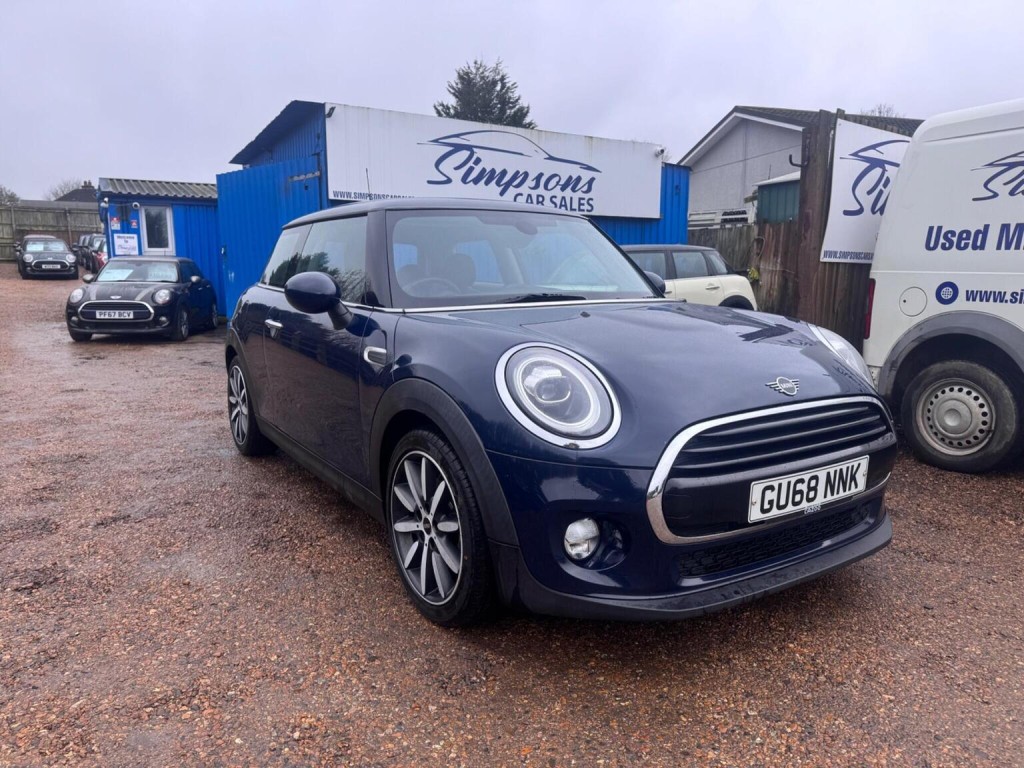 2018 MINI HATCH