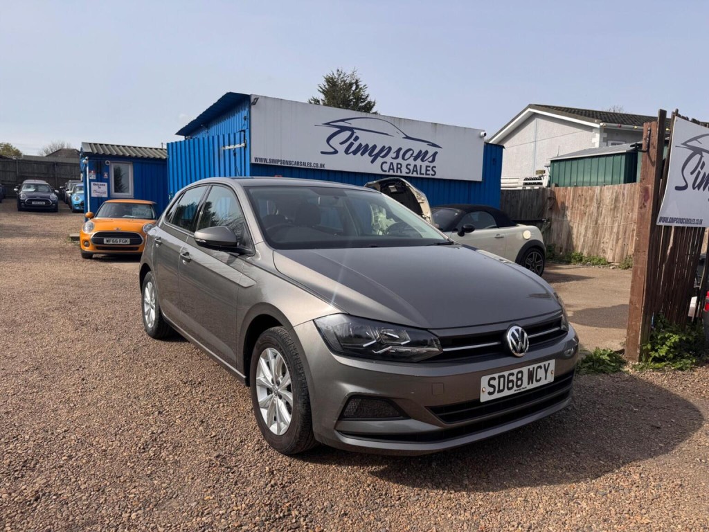 2018 Volkswagen POLO