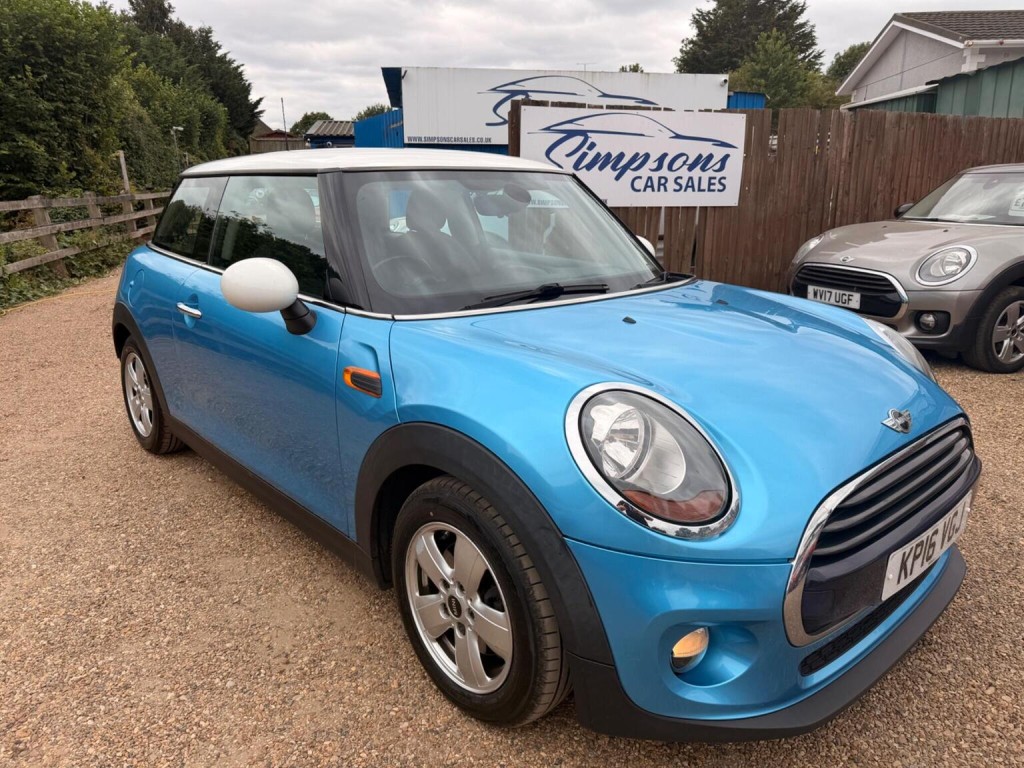 2016 MINI HATCH