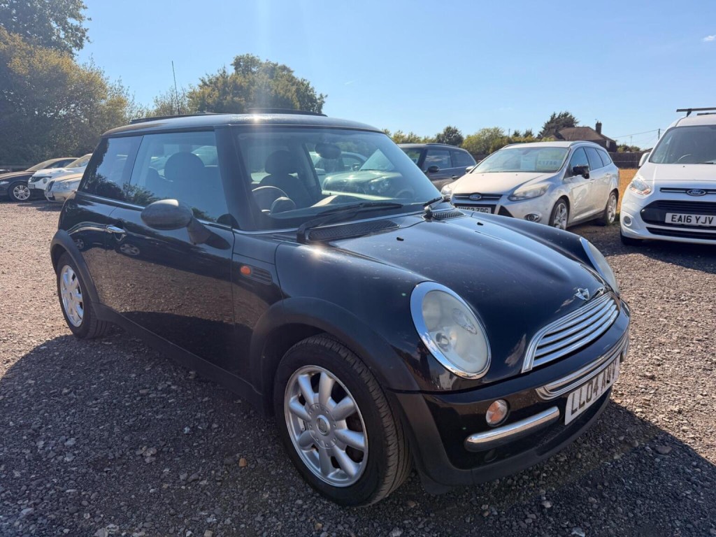 2004 MINI HATCH