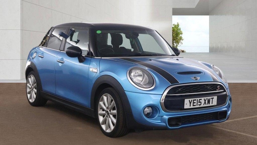 2015 MINI HATCH