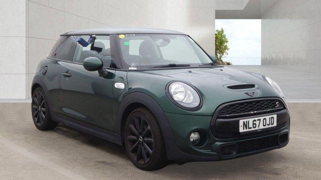 2018 MINI HATCH