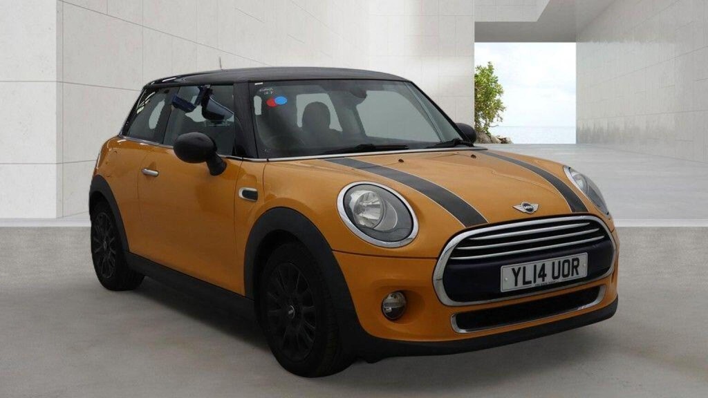 2014 MINI HATCH