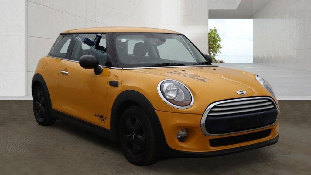 2015 MINI HATCH