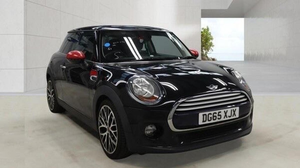 2015 MINI HATCH