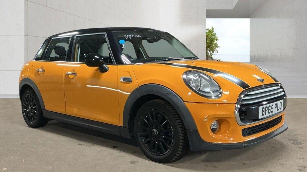 2016 MINI HATCH