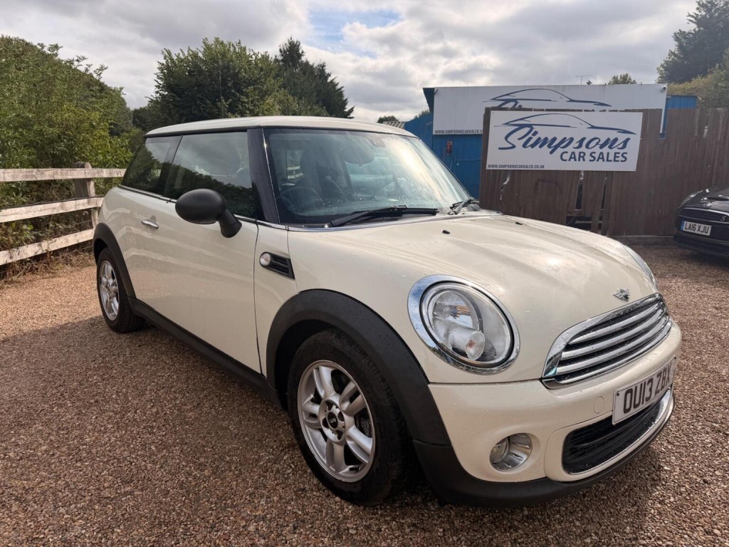 2013 MINI HATCH