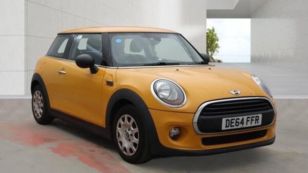 2014 MINI HATCH