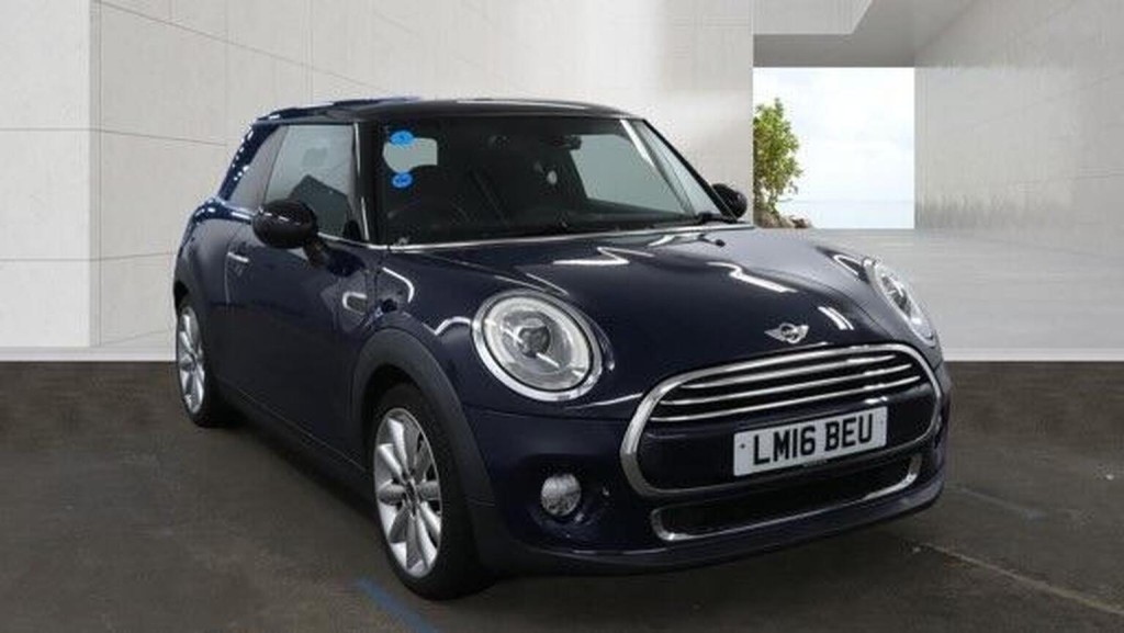 2016 MINI HATCH