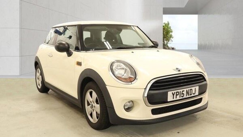 2015 MINI HATCH
