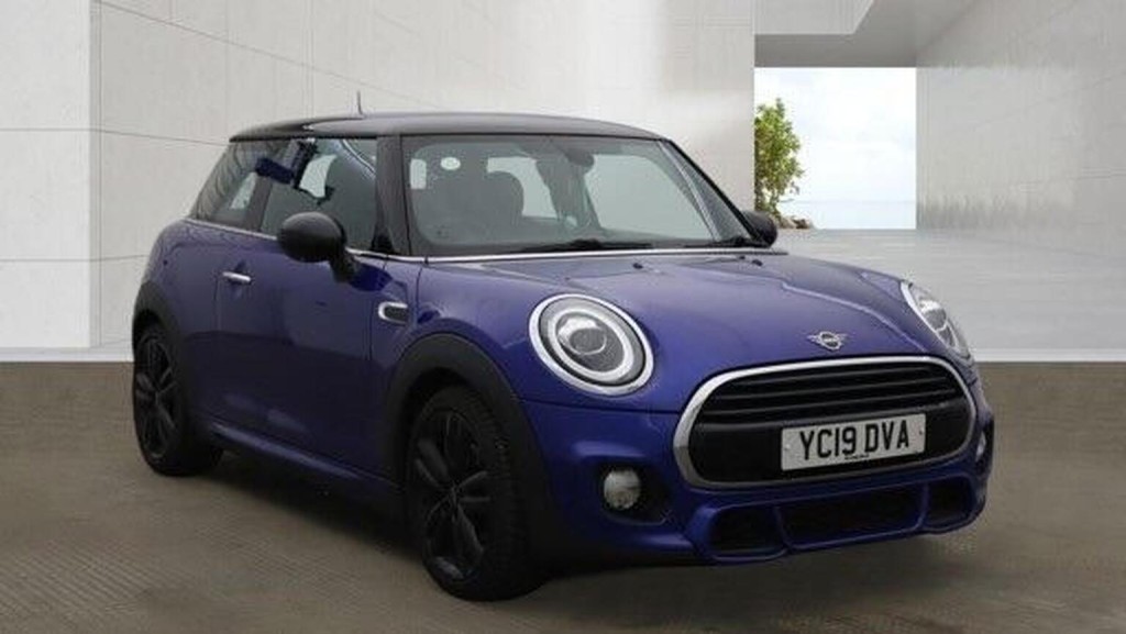 2019 MINI HATCH