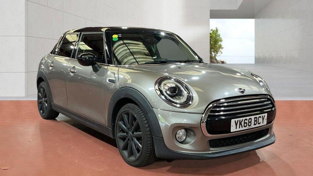 2018 MINI HATCH