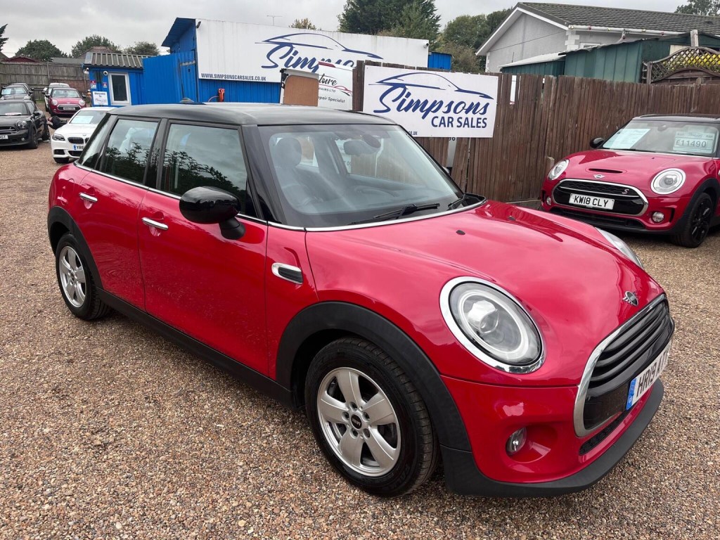 2019 MINI Hatch
