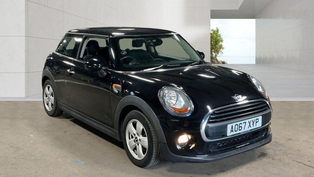 2017 MINI Hatch