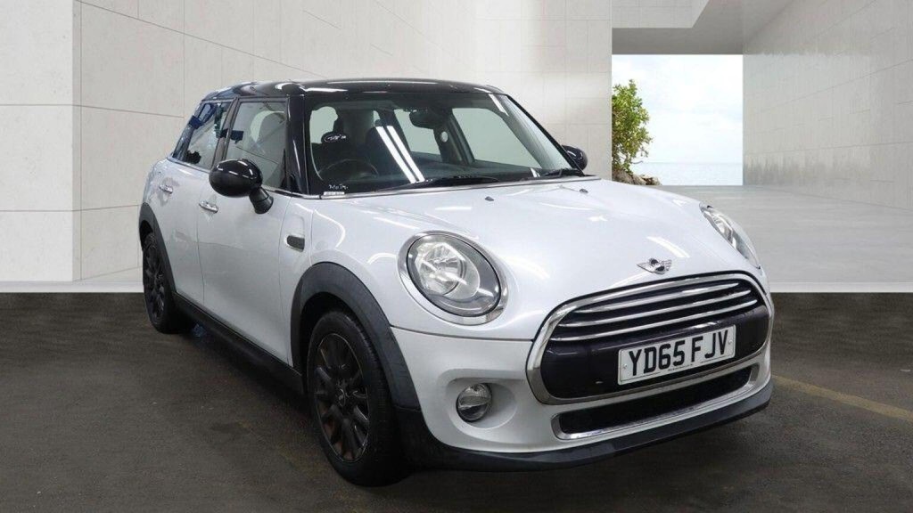 2015 MINI Hatch