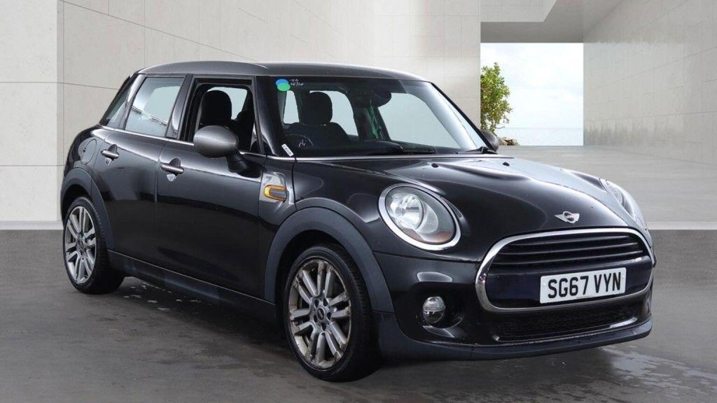 2017 MINI Hatch